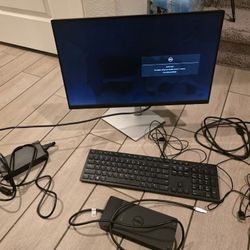 Dell Flat Panel Monitor - WORKING All Included 