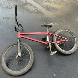 2020 Haro Leucadia Complete In Maroon Red