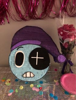 Daddy’s world piñata