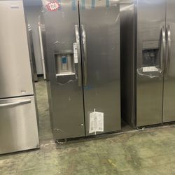 Frigidaire Gallery Side-By-Side Refrigerator MEO