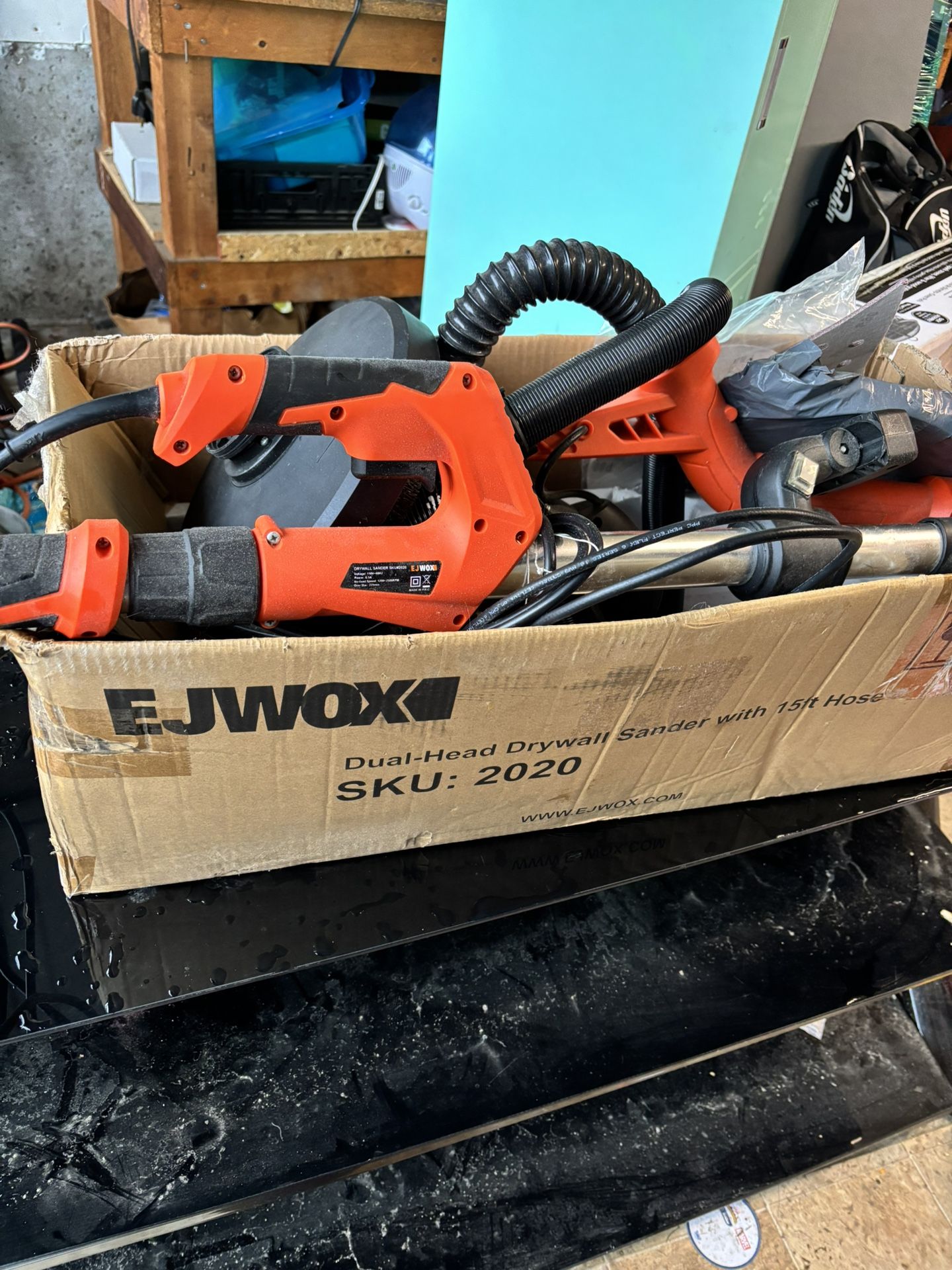 Dual-Head Drywall Sander With 15 Ft Hose