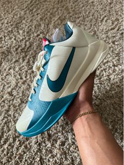 Kobe 5 Protro x Caitlin Clark Coconut Milk & Spruce Size 10.5