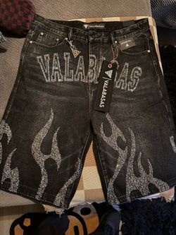 Valabassas  LARGE shirt & 36 PANTS  SnapBack hat & socks