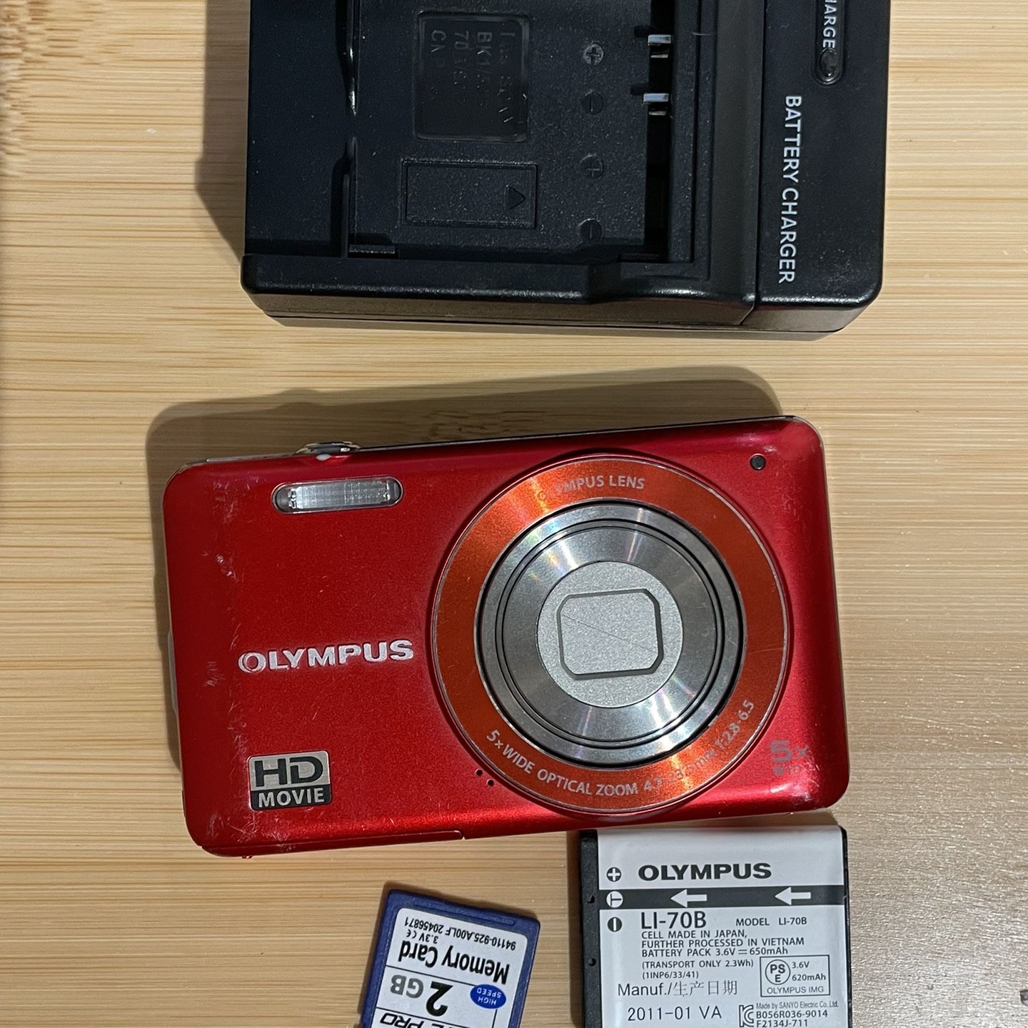Olympus VG-120 Red Digital Camera Tested Works for Sale in San 