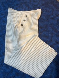 JULES & LEOPOLD Crop Pull On Pants Metal Accent Buttons Career