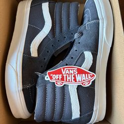 Sk8-Hi Vans