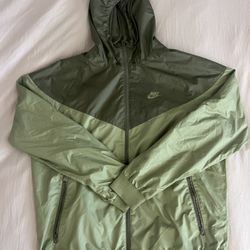 Nike Windbreaker Size Large Men’s $50
