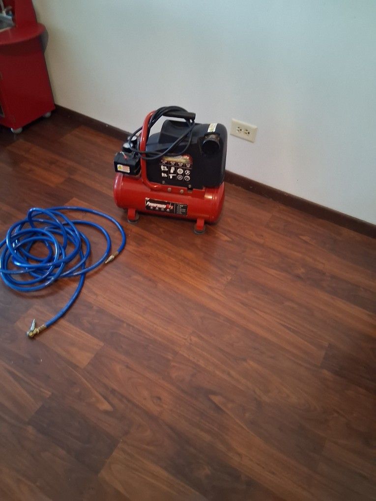 air Compressor With Hose