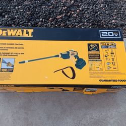 POWER CLEANER DEWALT TOOL ONLY 