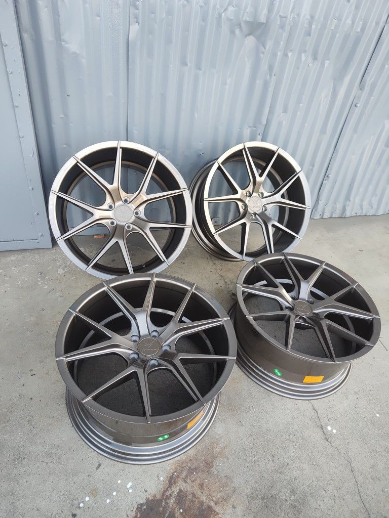 New Wheels 20x9+32 And 20x10.5+45 5x114.3