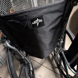 Medline  Lightweight Wheelchair 