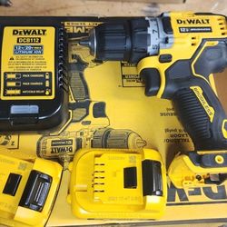 DEWALT XTREME 12-volt Max 3/8-in Keyless Brushless Cordless Drill (2-Batteries Included, Charger Included and Soft Bag included)