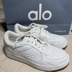 Alo Unisex Shoes Men’s Size 8 Women’s Size 9.5 $80 Great Condition. Pick Up Only Qt 2601 Jacksboro Hwy 76114