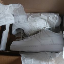 Travis Scott Size 12