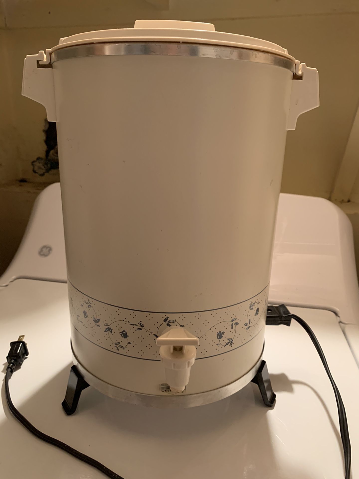 30 Cup Coffee Urn