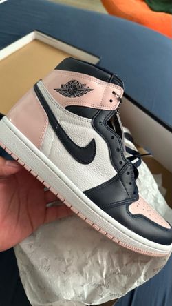 Air Jordan 1 “bubble gum”