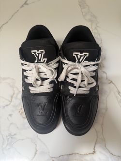 Louis Vuitton Black Sneakers Size 8 Used