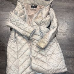 Great Women Winter Jacket Size Small Great Condition And Perfect For Outdoors 