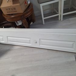 Bifold Doors. 24×24  Free.