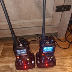 TWO-WAY RADIOS/WALKIE TALKIES