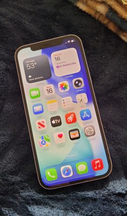 Iphone 12, no issues, purple