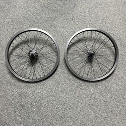Hawkeye 20 inch Cassette Wheel set $175 New
