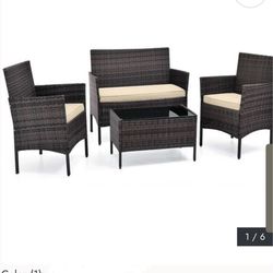 FREE DELIVERY-BRAND NEW Wicker Outdoor Set Patio Furnitures & set 4 NEW Decor Pillows