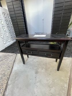 Free console table