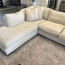 Zgallerie Couch 