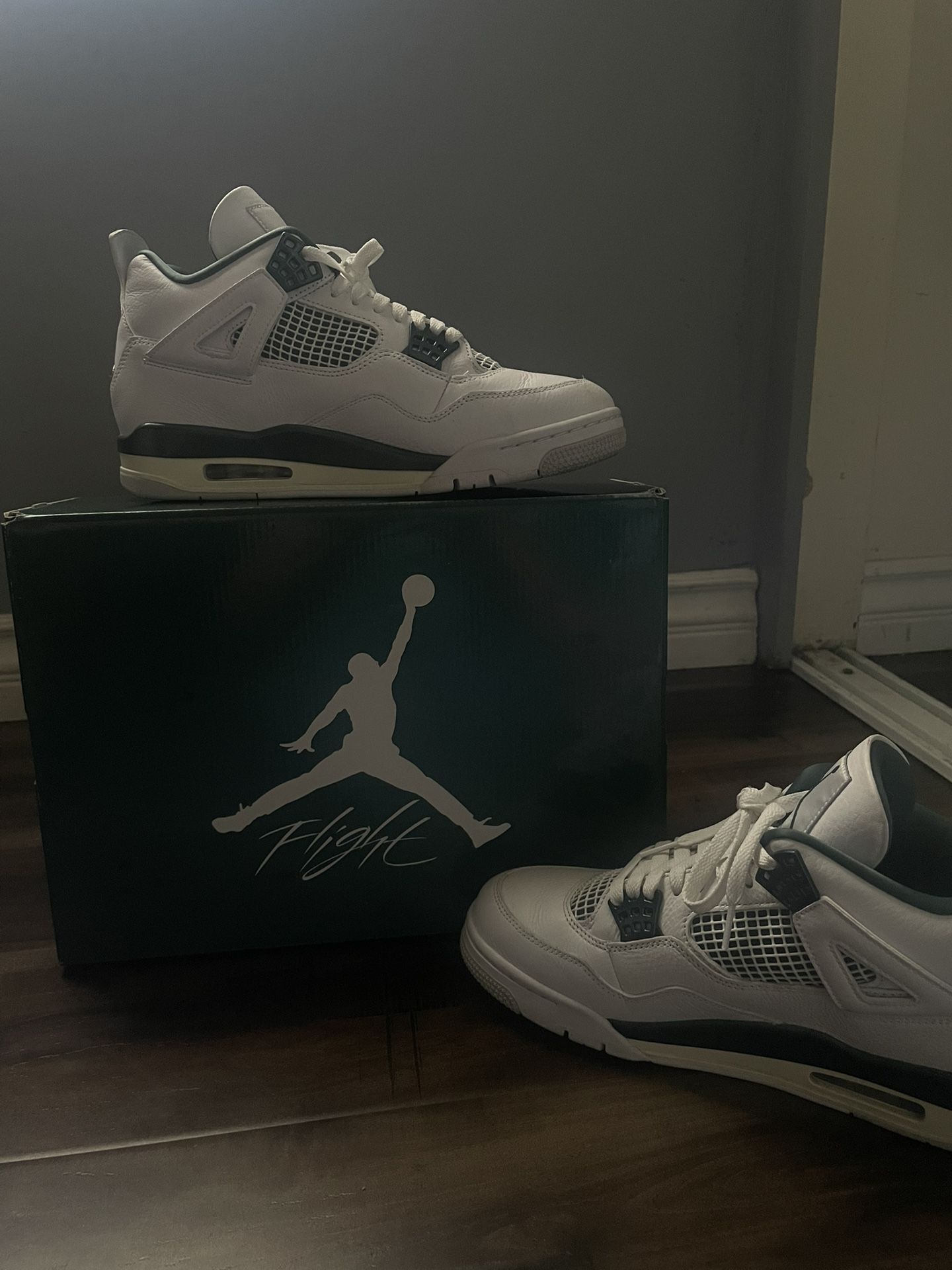Air Jordan 4 Retro 'Oxidized Green'