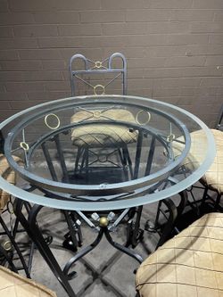 Table With Chairs And Corner Stand