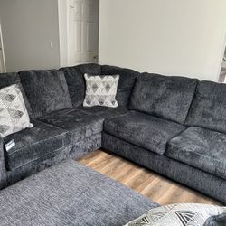 Living Room/Dining Room Set