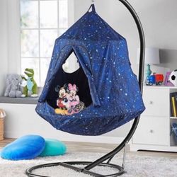 Kids Cozy Hanging Pod (NEW IN BOX) 