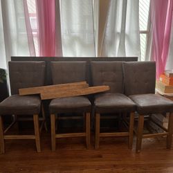 Table And Bar Island Set