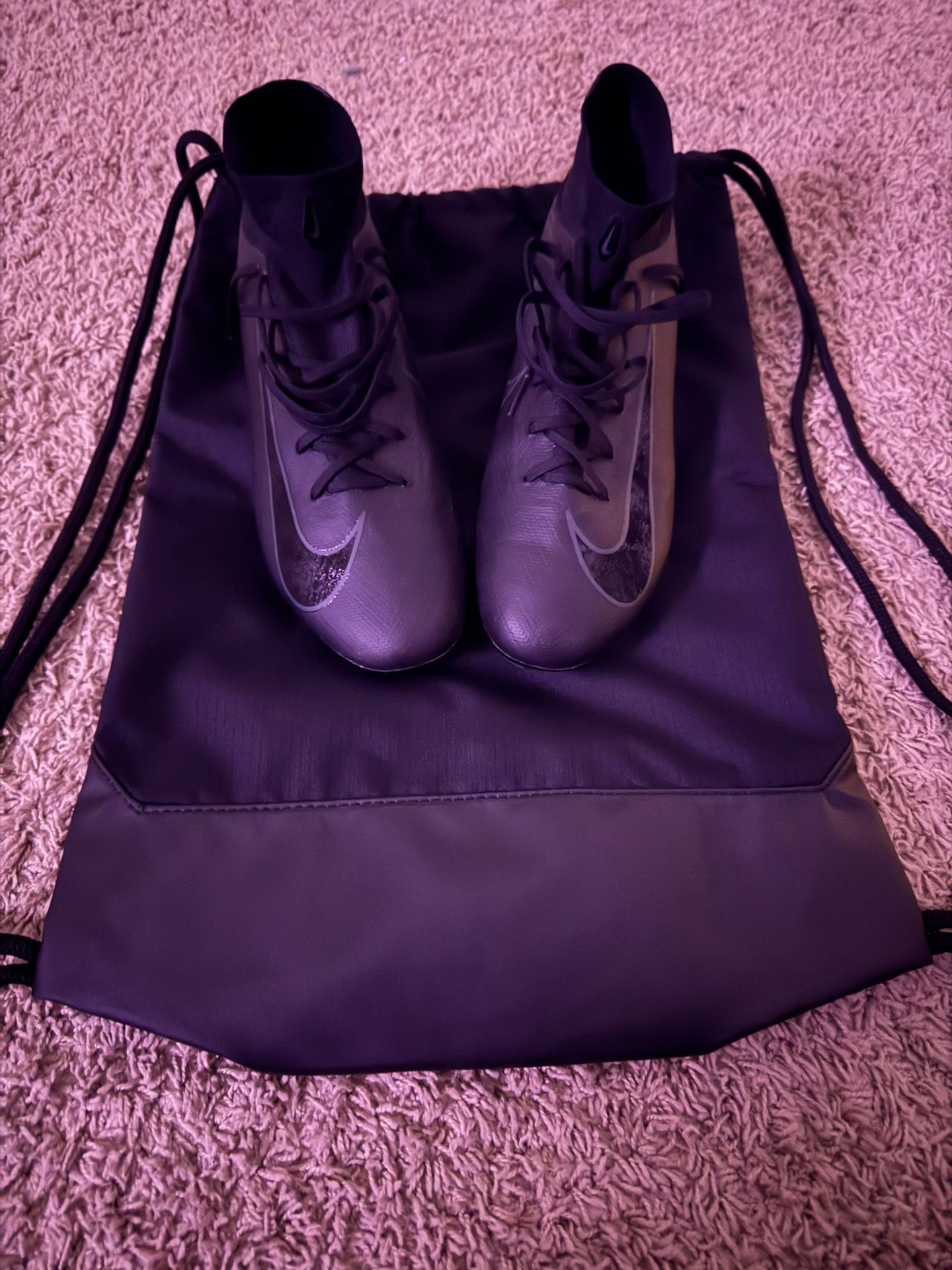Nike mercurial cleats PROS