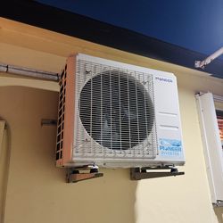 Brand new condenser Pioneer Inverter 24000 btu