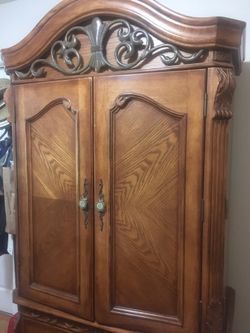 Mueble y televisión