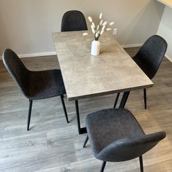  Dining Table 4 Chairs 