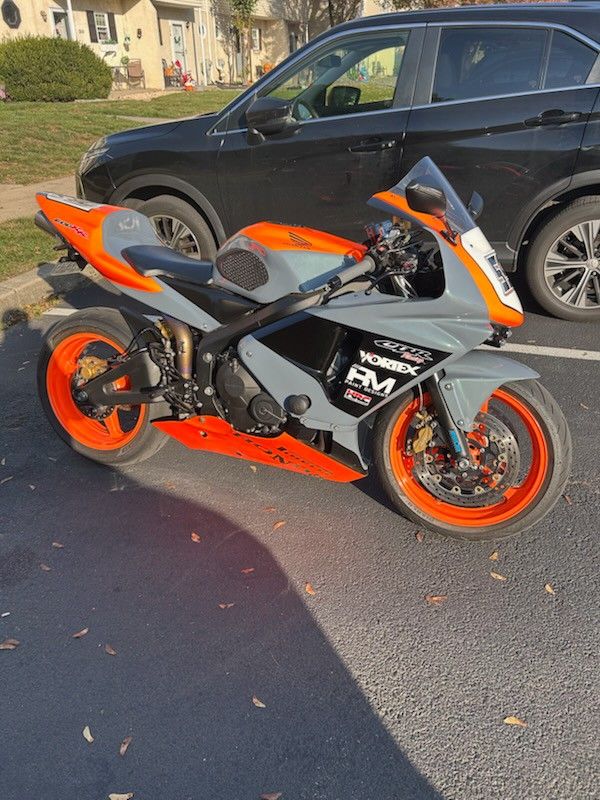 03 Honda CBR