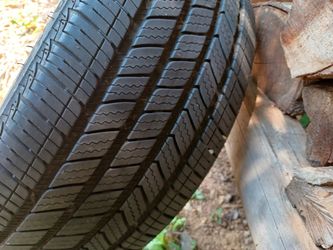 Bridgestone 215/45 R17