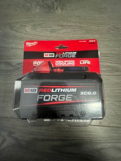 Milwaukee M18 8.0 Forge Battery