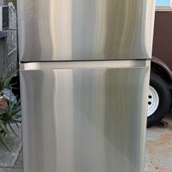 Samsung Stainless Steel Refrigerator 