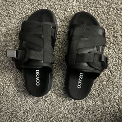 Draco Slides In Good Condition