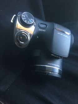 Sony CyberShot Camera (20.1 mega pixels ) (200$)