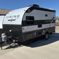 Travel Trailer 2022 Forest River Viking 16SFBSAGA