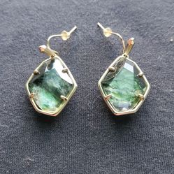 captivating Kendra Scott earrings