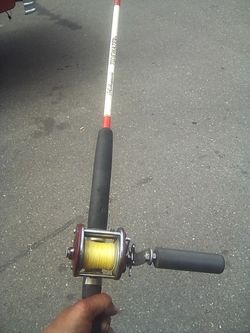 Shakespeare Tidewater Fishing Pole And Reel