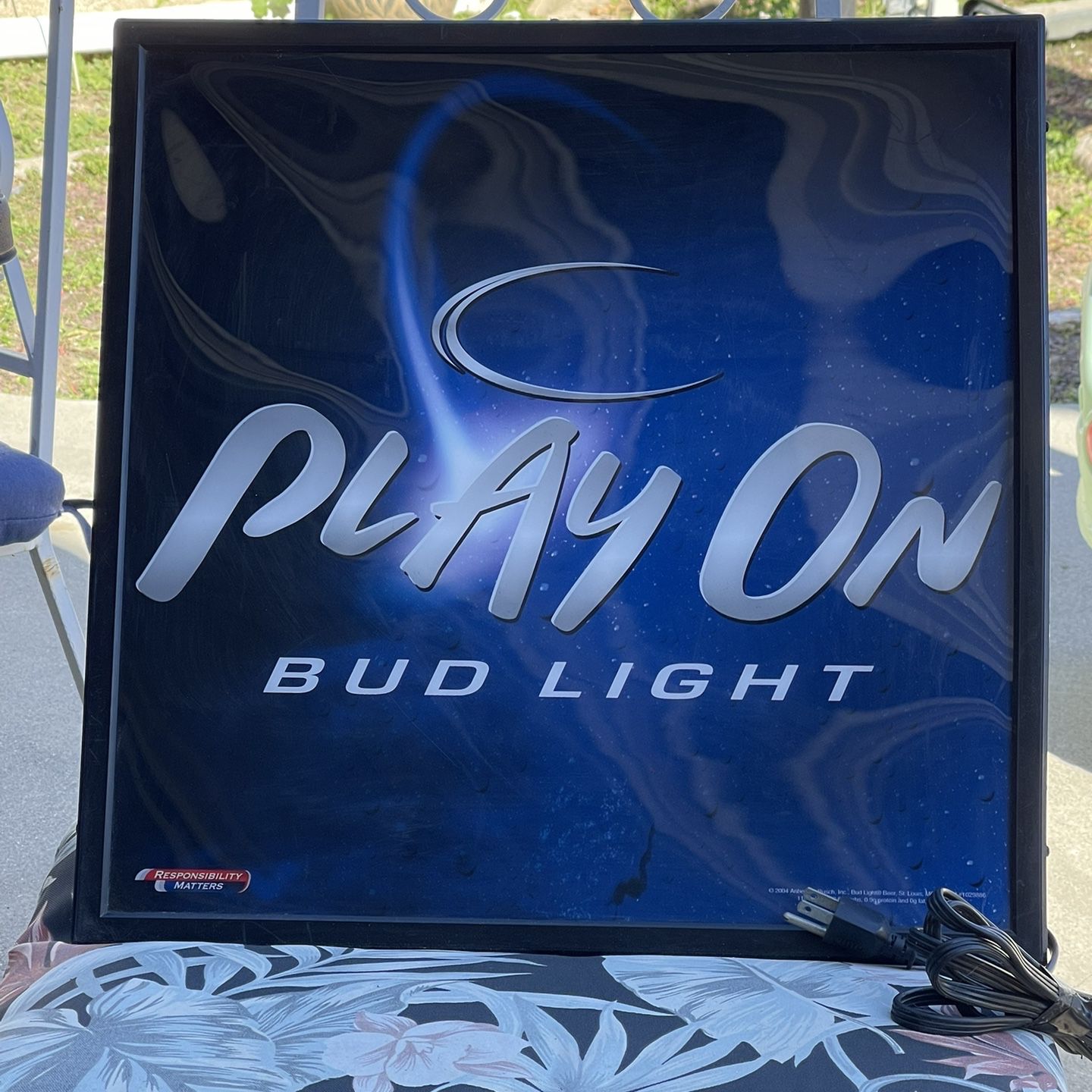 Beer Sign / BUD LIGHT “PLAY ON” 