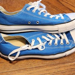 Mens Size 11 Blue Converse 