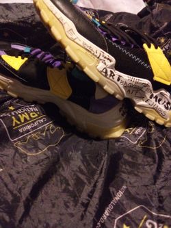 Lakers Color